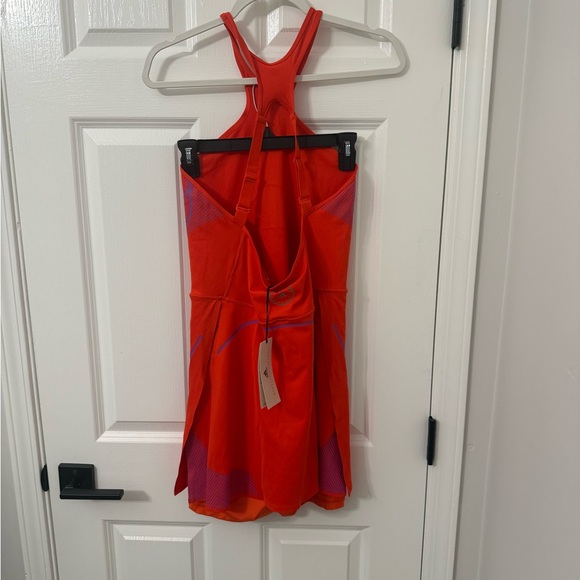 Stella McCartney™ TruePace Running Dress IQ4482 - Picture 8 of 12